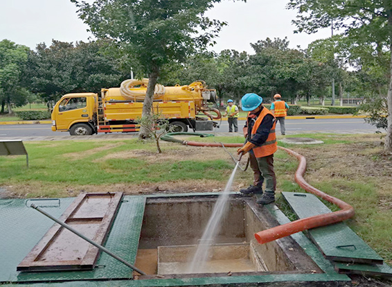 北塔化油池清理